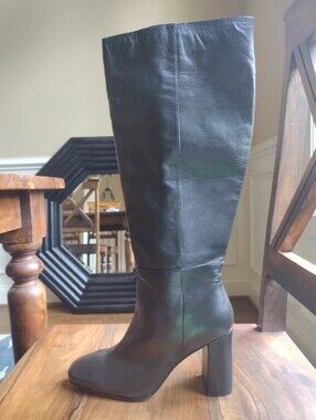NWT Na-Kd Black Lambskin Leather Boots Size 6.5